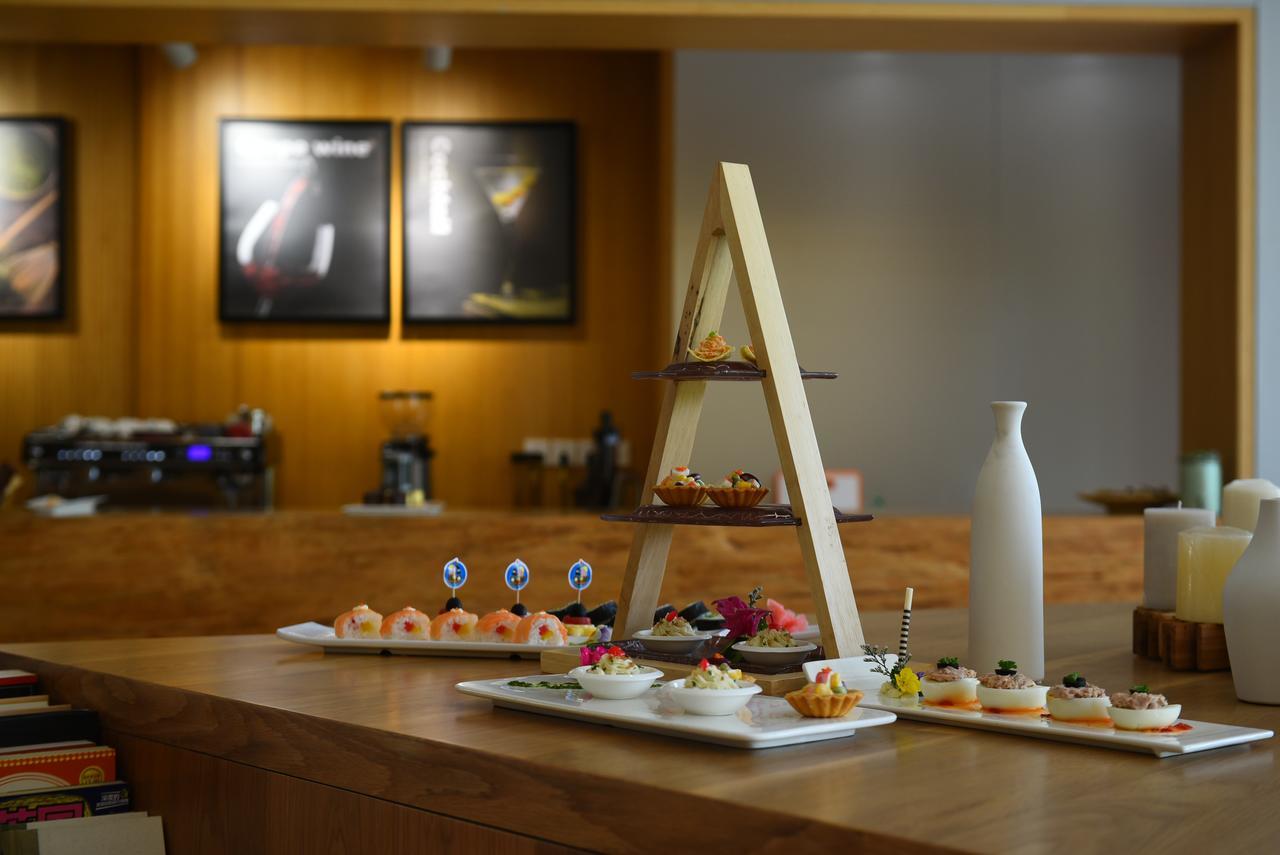 Jiaxing Goliah Hotel Eksteriør billede